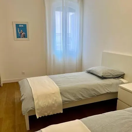 T4 Atypique Plein Centre Classe 3 Etoiles Apartmán